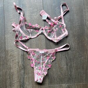 Floral Embroidered Pink Lingerie Set bra and panty set like new